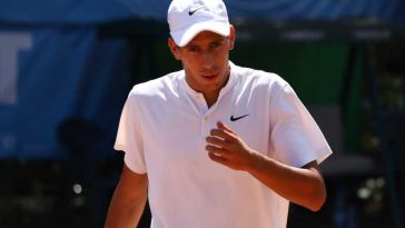 VIDEO Tenis: Radu Mihai Papoe a câștigat turneul de la Pitești (ITF)