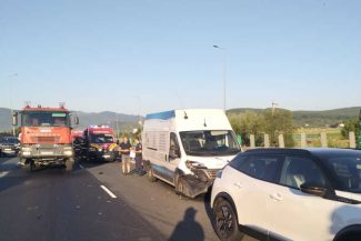 Sibiu: Accident în lanț pe A1, în localitatea Cristian; circulația dinspre Șebeș este îngreunată