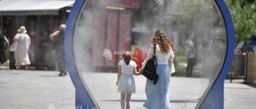 Val de căldură, temperaturi extreme și nopți tropicale în întreaga țară, până vineri dimineața (meteorologi)