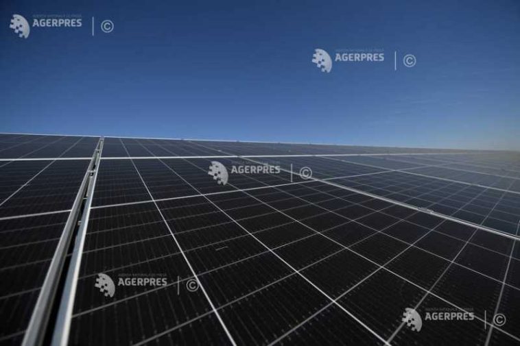 Ponderea gospodăriilor din România care dețin sisteme fotovoltaice a crescut la 11%, într-un singur an (studiu)