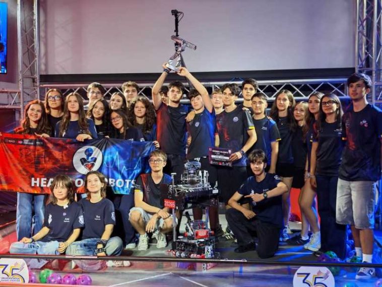 Buzău/Echipa Heart of RoBots, câștigătoarea Bucharest Twin Cup 2026, la finalul unui sezon de excepție în robotică