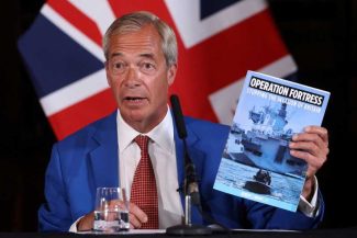 Partidul britanic Reform UK promite desfășurarea marinei militare în Marea Mânecii, pentru a opri migranții