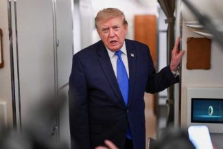 Trump: Iranul trebuie să aleagă între un ”acord” și o ”capitulare totală”