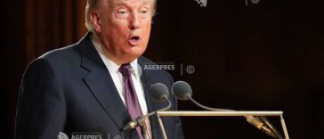 Trump le cere companiilor petroliere să scadă prețurile la benzină și îl critică pe directorul Chevron