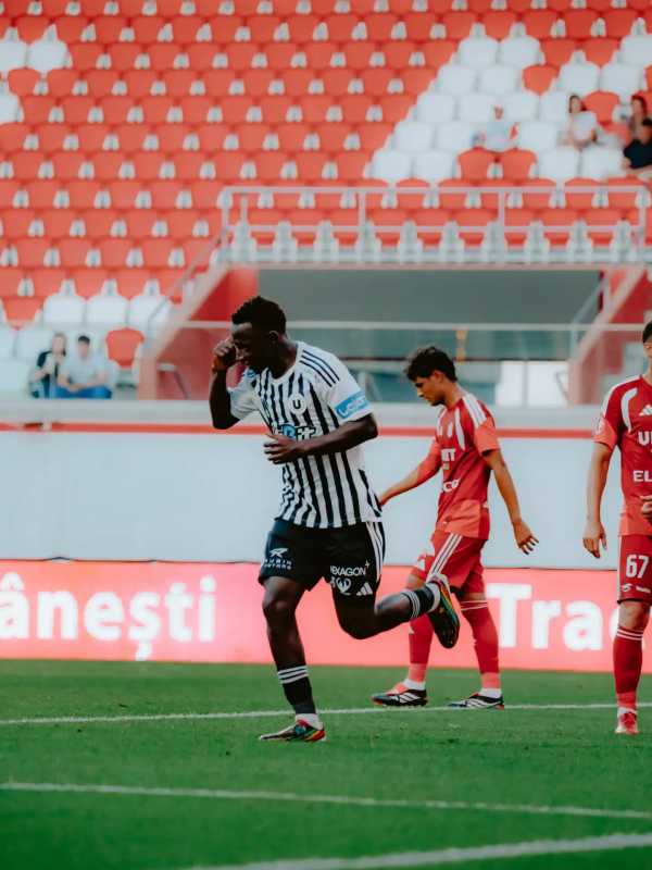 Fotbal: Universitatea Cluj – FC Botoșani 2-1, în Superligă
