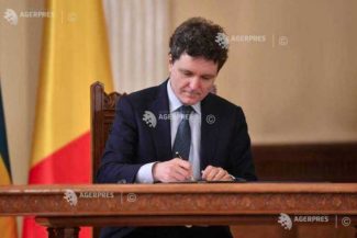 Nicușor Dan a promulgat legile privind criza de pe piața carburanților și prelungirea TVA redus la locuințe
