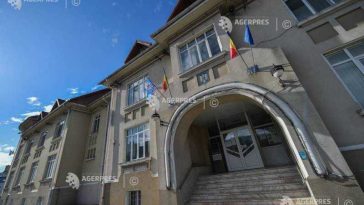 Giurgiu: Luminile din birouri au fost stinse și aerul condiționat doar cu program, la Primăria municipiului