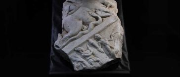 Alba: Relief închinat zeului Mithras, într-o mini-expoziție la Muzeul Național al Unirii (GALERIE FOTO)