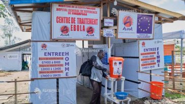 OMS constată progrese odată cu începerea testelor pentru medicamente împotriva Ebola