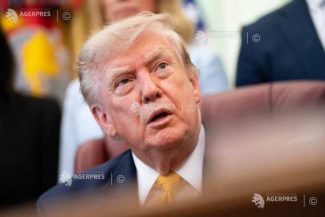 Trump a promis să ‘aducă înapoi libertatea cuvântului’, 75 de judecători au dat sentințe care arată contrariul
