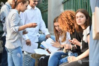 Bacalaureat – sesiunea a II-a/ Miercuri și joi – evaluarea competențelor lingvistice într-o limbă de circulație internațională