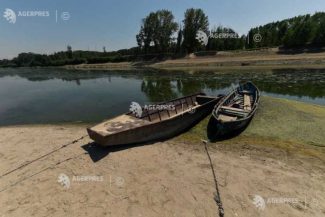 Debitul Dunării a ajuns, miercuri, la 1.400 mc/s, minim istoric; valoarea rămâne staționară până pe 12 august
