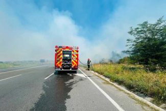 Giurgiu: Șapte hectare de miriște au ars la Frătești; fumul a ajuns la DN 5 Giurgiu-București