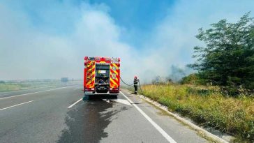 Giurgiu: Șapte hectare de miriște au ars la Frătești; fumul a ajuns la DN 5 Giurgiu-București
