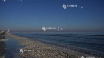 Constanța: Rămășițele unei drone, fără elemente pirotehnice, găsite în apa mării pe o plajă la Mamaia