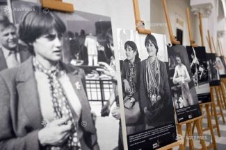 Iași: Expoziția AGERPRES ‘Nadia. Perfecțiunea are o poveste’ – vernisată la Palatul Culturii, în cadrul SFR (GALERIE FOTO)