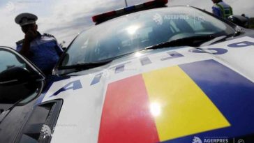 UPDATE Sibiu: Autoturism căzut în râul Olt la Barajul Scoreiu