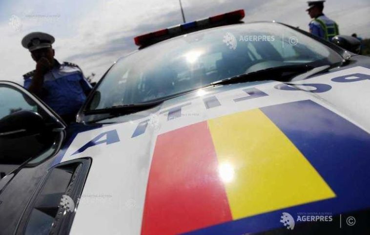 UPDATE Sibiu: Autoturism căzut în râul Olt la Barajul Scoreiu