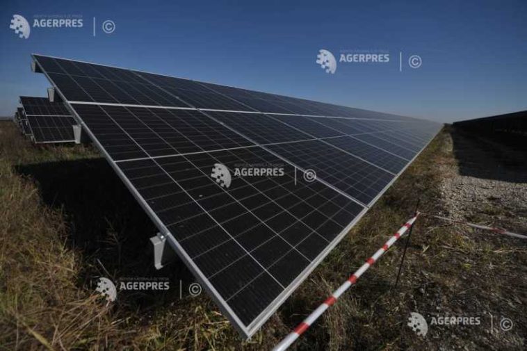 Giurgiu: Inspectoratul Județean de Jandarmi instalează un sistem fotovoltaic și a luat măsuri de economisire a energiei