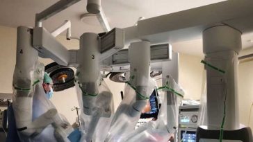 Harghita: La Spitalul Județean de Urgență din Miercurea-Ciuc au fost realizate primele intervenții urologice asistate robotic