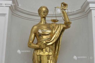 Franța va judeca zeci de utilizatori ai unui canal ”masculinist”