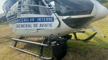 VIDEO Bacău: Căutări cu un elicopter, drone și câini de urmă pentru găsirea unei fete de 11 ani