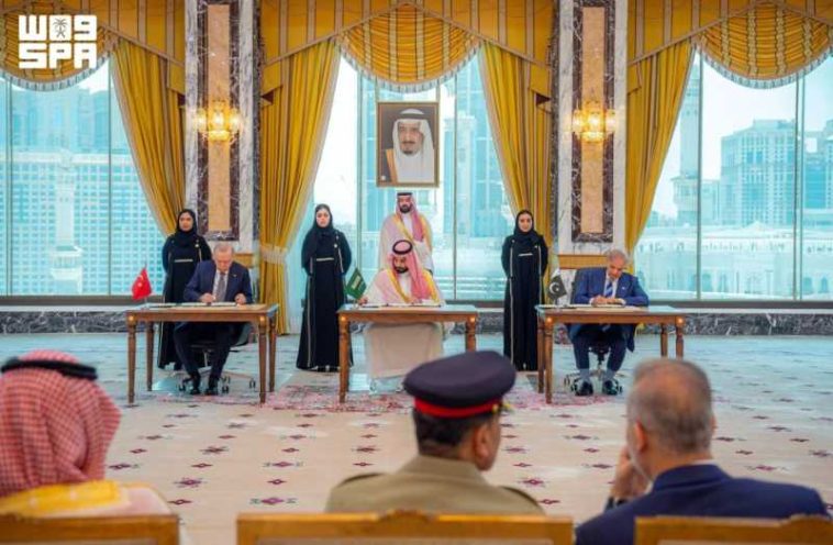Arabia Saudită, Turcia și Pakistanul semnează un acord de apărare comună