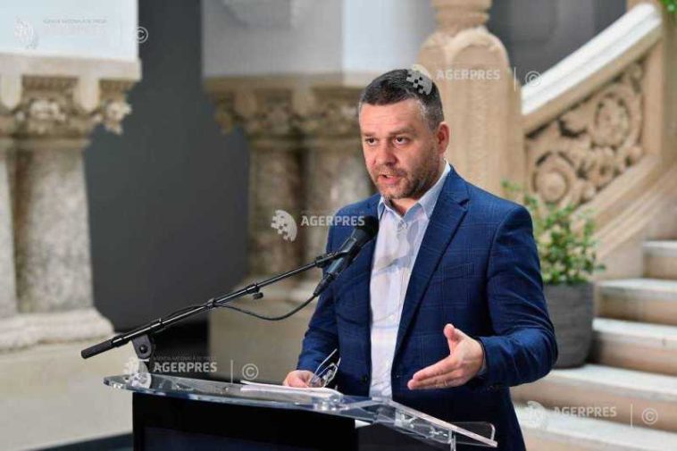 Ciprian Ciucu: Lucrările de punere în siguranță a blocului din Rahova afectat de explozie durează circa 50 de zile