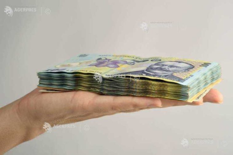 DGPMB: Tânăr de 19 ani, arestat preventiv pentru înșelăciune de aproape 100.000 de lei