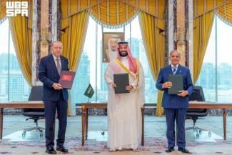 Acordul de apărare semnat de Arabia Saudită, Turcia și Pakistan nu urmărește ambiții nucleare, asigură semnatarii
