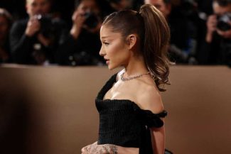 Ariana Grande a ajuns pentru prima dată în fruntea topului muzical din Germania