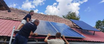 Peste o sută de case izolate, electrificate în șase ani prin programul ‘Energie pentru Viață’