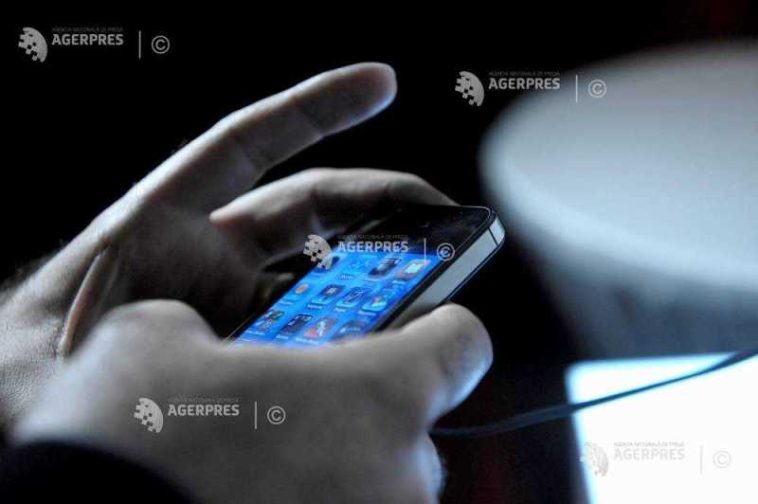 Tot mai multe atacuri informatice de tip ‘vishing’ pentru acces la conturile bancare; recomandările Poliției