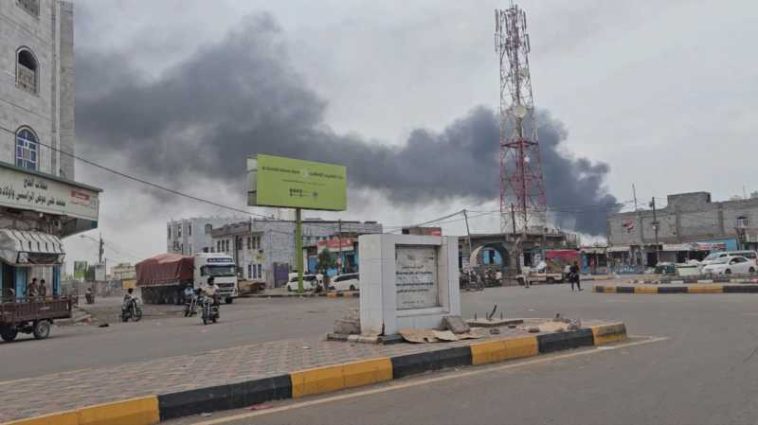 Rebelii Houthi atacă din nou portul Mocha din Yemen