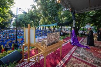Dâmbovița: Peste 20.000 de credincioși sunt așteptați marți, la Târgoviște, la sărbătoarea Sfântului Nifon