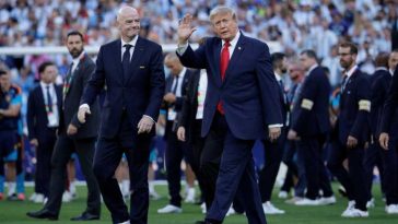 Fotbal: Donald Trump consideră că FIFA ar comite o ‘teribilă greșeală’ dacă l-ar înlocui pe Infantino de la conducere