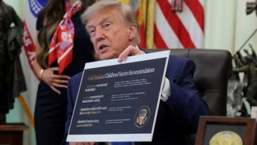 Trump a semnat un nou ordin executiv vizând reducerea numărului de vaccinuri recomandate copiilor