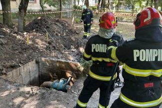 Argeș: Conductă de gaze spartă în timpul unor lucrări pe o stradă din Pitești
