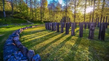 Hunedoara: Programul de vizitare al sitului UNESCO Sarmizegetusa Regia în luna august, extins și vinerea