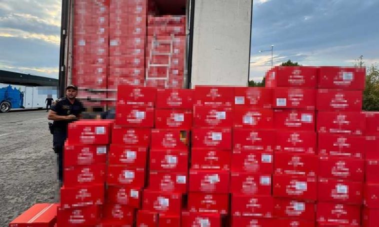 Giurgiu: Șofer ucrainean, arestat după ce a fost depistat cu 4.000.000 de țigarete