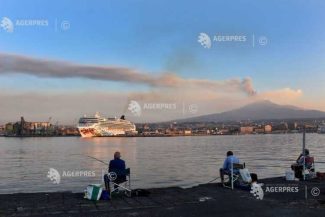 Un nor de cenușă provenit de la vulcanul Etna din Sicilia a perturbat zborurile pe aeroportul din Malta