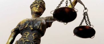 Membri ai unui cartel mexican intenționau să cumpere arme în Republica Cehă