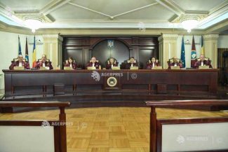 CCR amână decizia în cazul modificărilor legislative în domeniul integrității