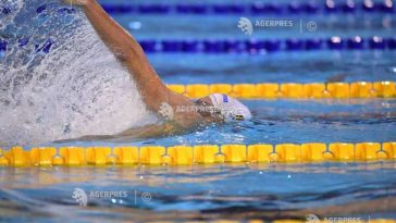 Înot: Denis Popescu și Vlad Mihalache, calificați în semifinalele probei de 100 m fluture la Europene