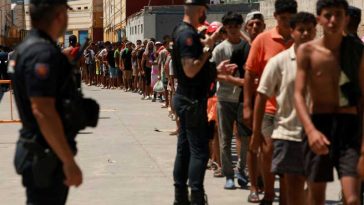 Marocul cere din nou Spaniei să-i repatrieze minorii migranți care au intrat în Ceuta