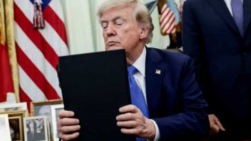 Trump, dat în judecată pentru vânzarea accesului prioritar la postările sale de pe Truth Social