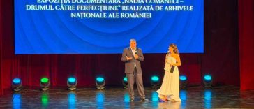 Bihor: Expoziția ‘Nadia Comăneci – Drumul către perfecțiune’, vernisată la Teatrul Regina Maria din Oradea (FOTO/VIDEO)