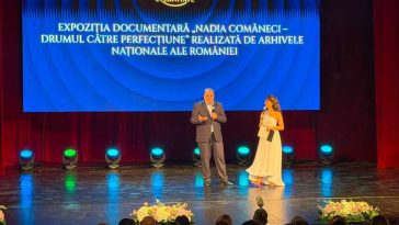 Bihor: Expoziția ‘Nadia Comăneci – Drumul către perfecțiune’, vernisată la Teatrul Regina Maria din Oradea (FOTO/VIDEO)