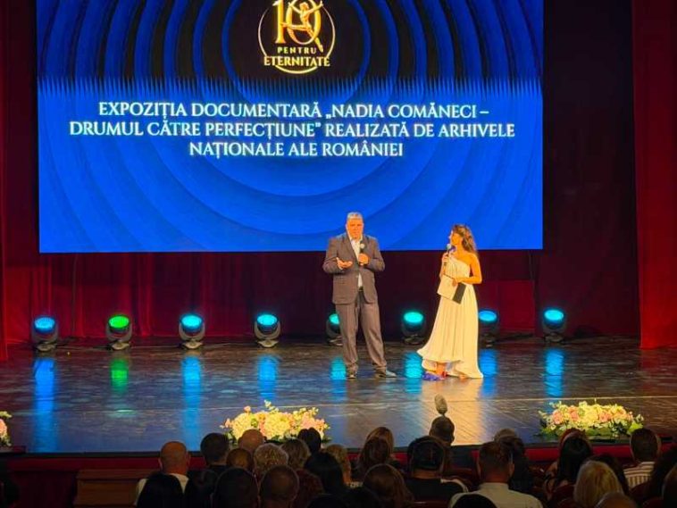 Bihor: Expoziția ‘Nadia Comăneci – Drumul către perfecțiune’, vernisată la Teatrul Regina Maria din Oradea (FOTO/VIDEO)