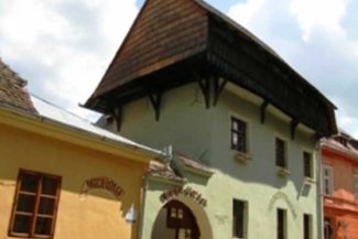 Mureș: Celebrul Burg-Hostel din Sighișoara își închide porțile după 25 de ani de activitate